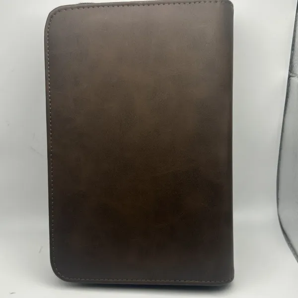 AT-A-GLANCE Brown Zippered Organizer Day Planner Binder w/ Ring Binder - Image 2