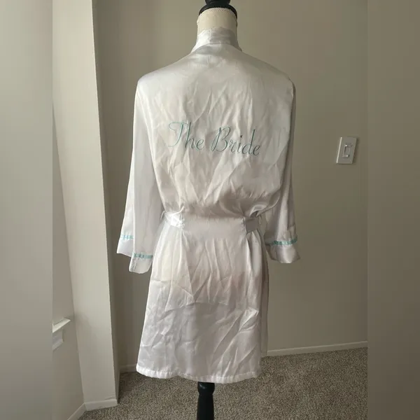 Linea Donatella Intimo Donatella Bridal Wedding Robe Embroidered “The Bride” Size L - Image 3