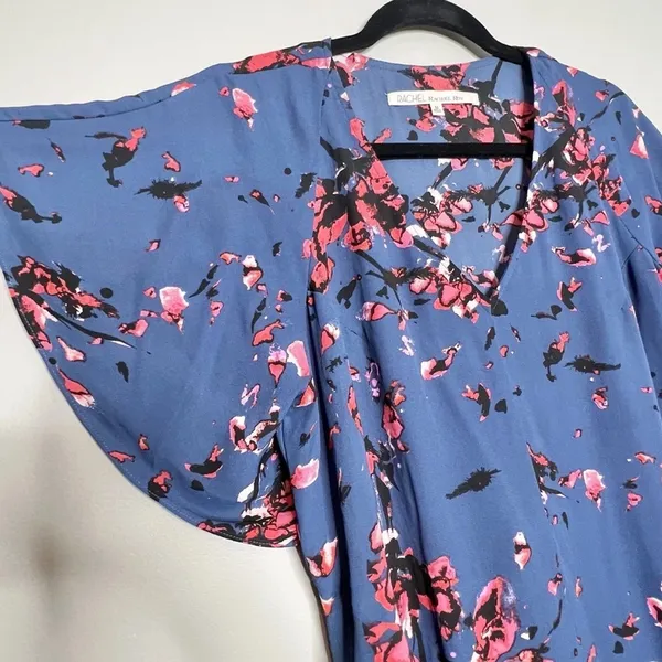 NWOT RACHEL Rachel Roy Blue Floral Flutter Sleeve Blouse Size Large - Image 3