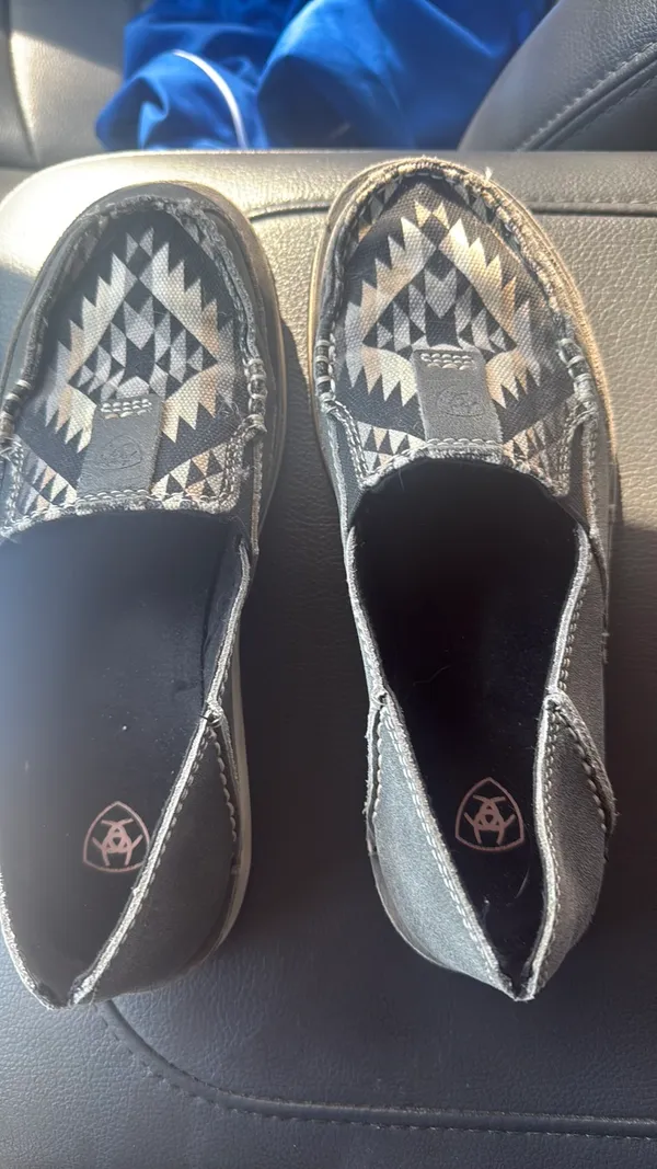 Women’s Ariat shoes 6 - Image 2