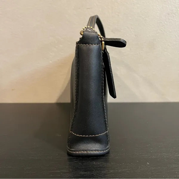 Vintage COACH 9311 Bleecker Demi Mini Hand Pouch Purse Wristlet Black Leather - Image 4