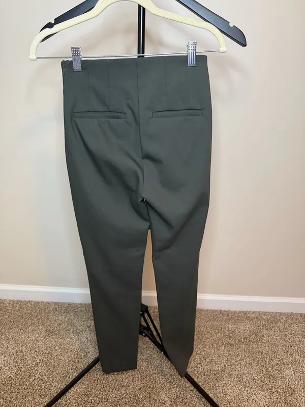 LOFT Petites High Waist‎ Skinny Pants Size 00P - Image 3