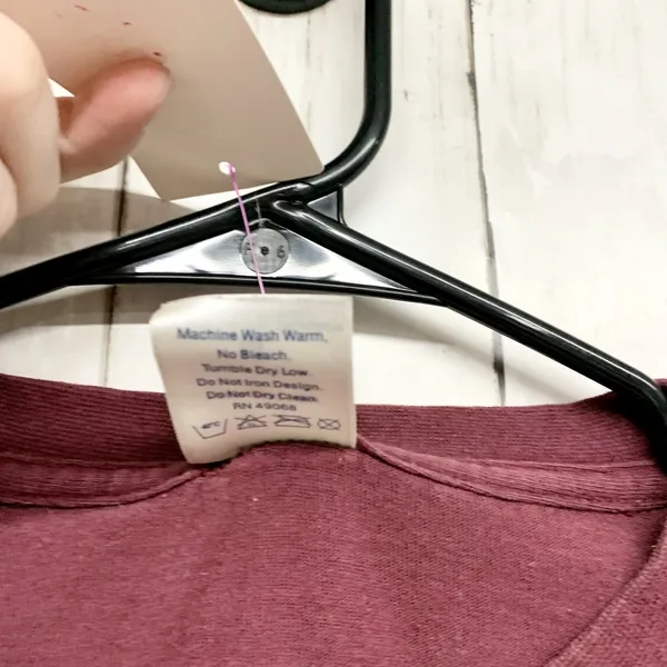 Vintage Soffee Top Unisex Medium Maroon Virginia Tech Graphic Crewneck Tee Shirt - Image 3