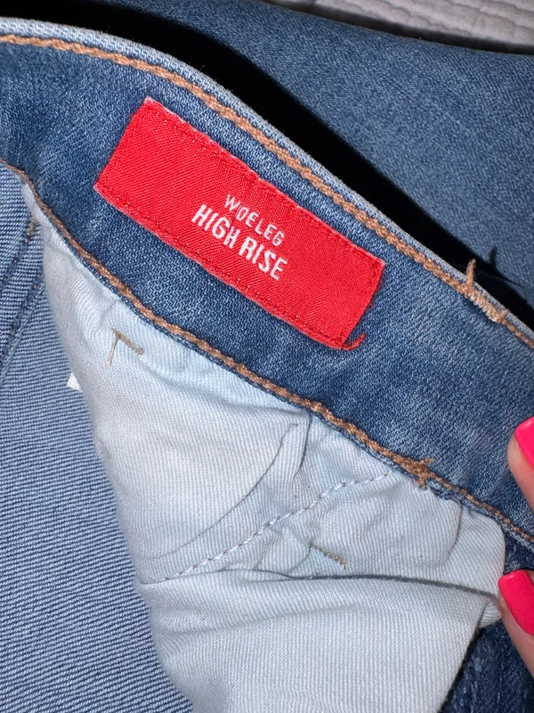 Lucky Brand Wide Leg Jeans - Image 6