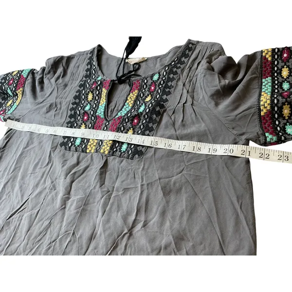 Solitaire Gray Embroidered Peasant Blouse Tassel Tie Long Sleeve Top Large - Image 10