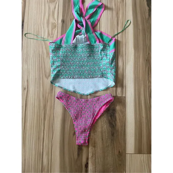 MILK& HONEY Swimsuit 2 Pieces Size S-M - Image 3
