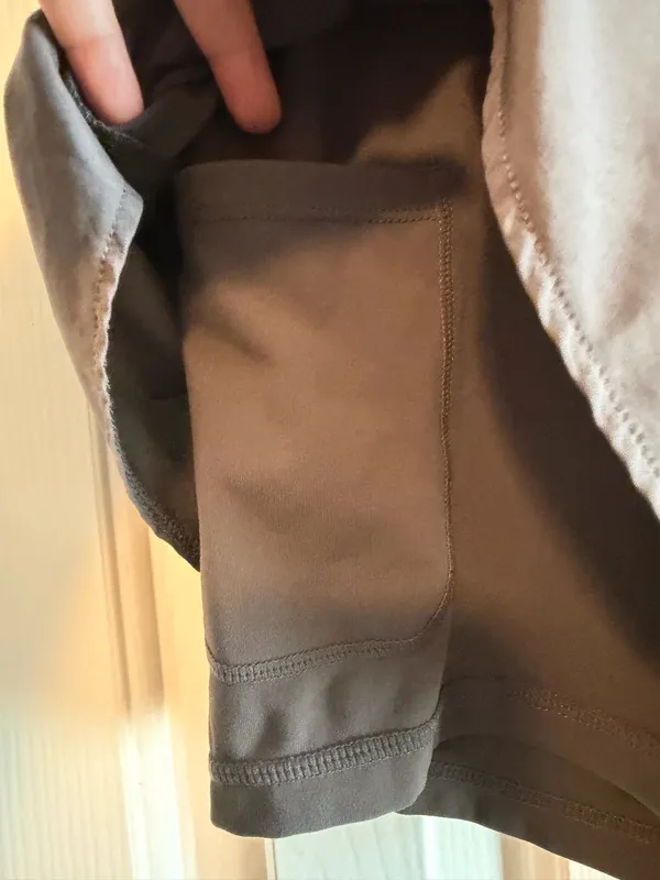 Fabletics Gray shorts - Image 3