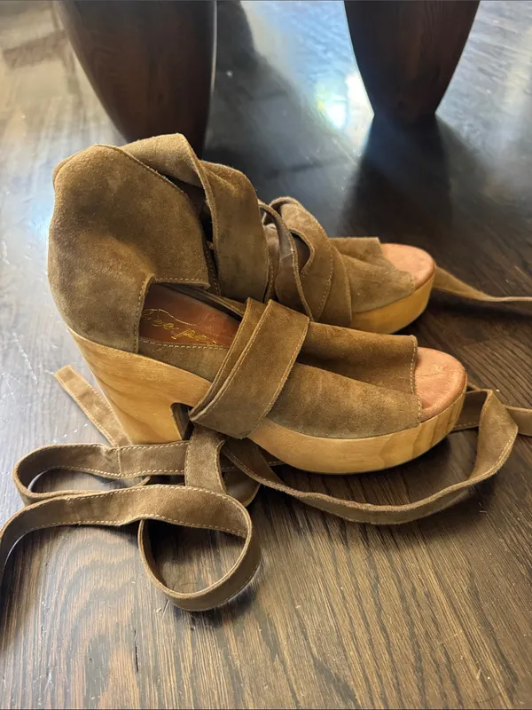 Free People touch the sky wrap clog - Image 3