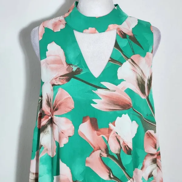 Peach Love California Green Floral Mini Dress Size Large Wedding Guest Dress - Image 2