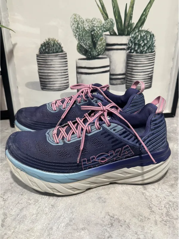 HOKA One One Bondi 6 Women's Size 10.5 B Walking/Running Shoes - Image 2