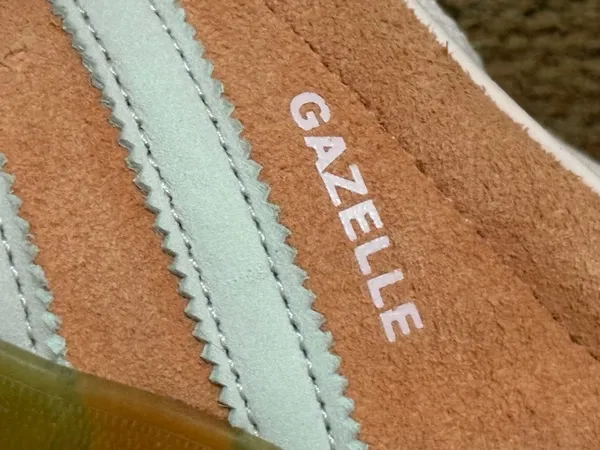 Adidas Gazelle Sneakers Pink - Image 2