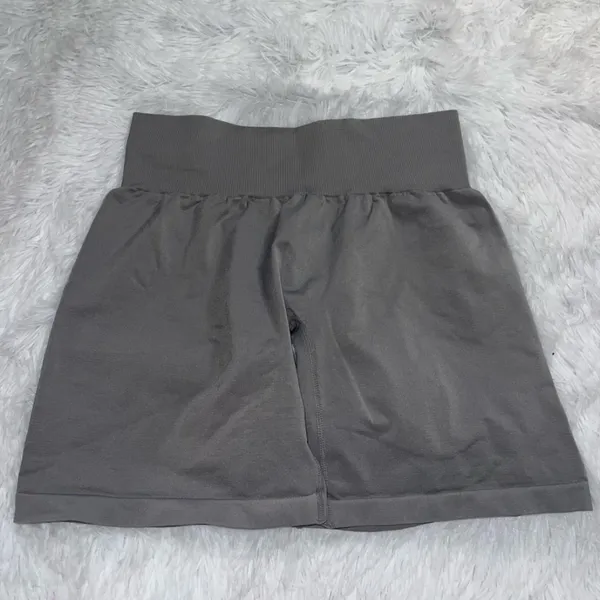 NVGTN Biker Shorts Light Gray Workout Short Size Large - Image 4