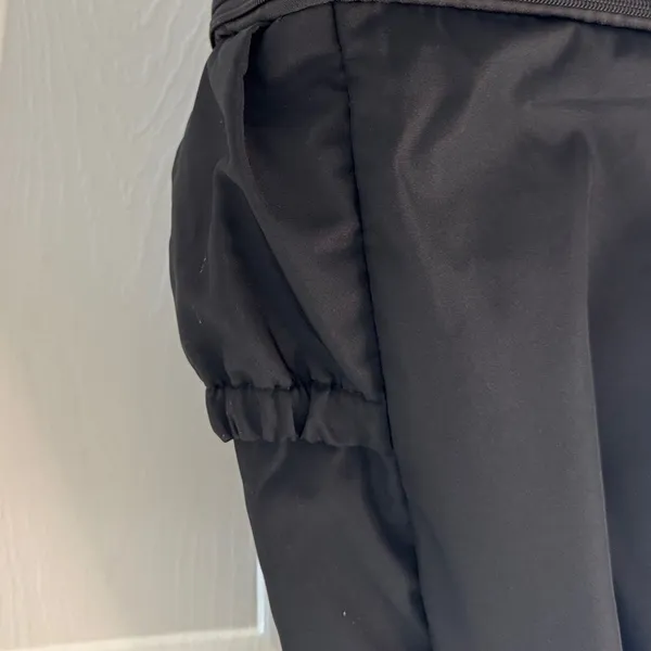 Beyond Yoga Black Convertible Drawstring Tote - Image 5
