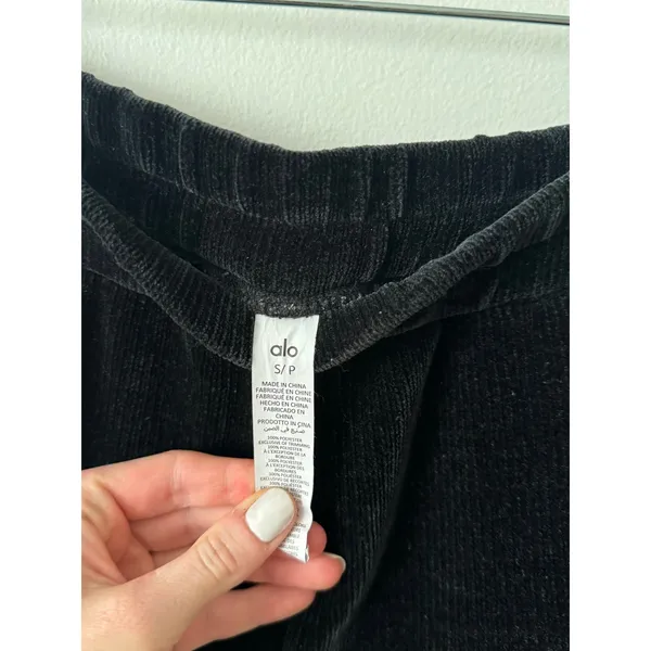 Alo Yoga S Chenille High-Waist Wide Leg Chalet Pant in Black - Image 4