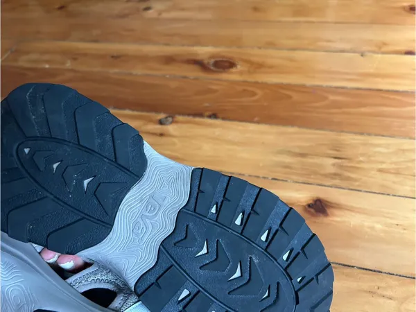 Teva Women's Outflow CT Hiking Water Sandals 9.5 - Image 4