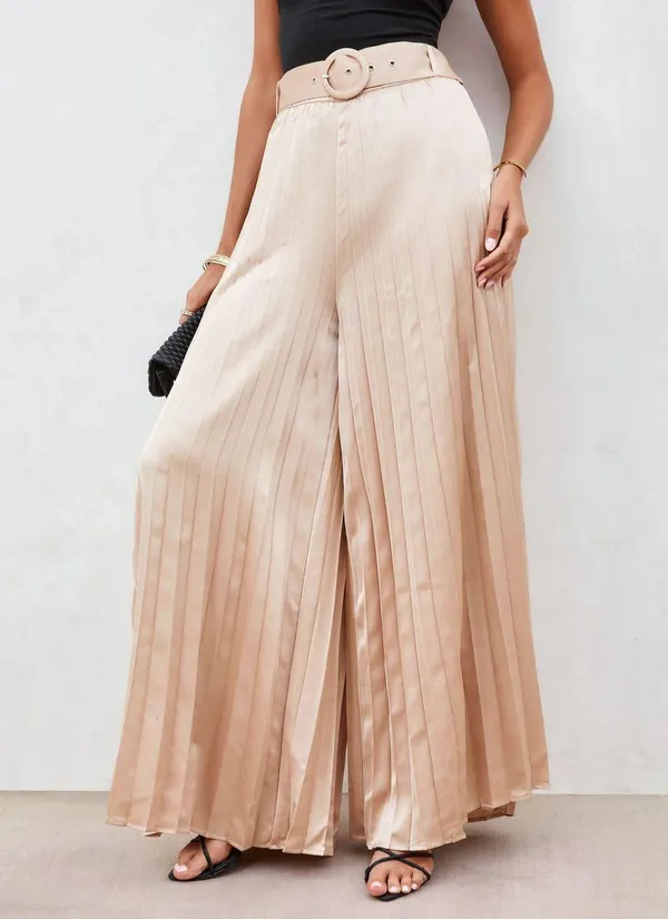 VICI NWT Flying Tomato True Elegance Satin Pleated Belted Wide Leg Pants in light taupe. Size Large - Image 3