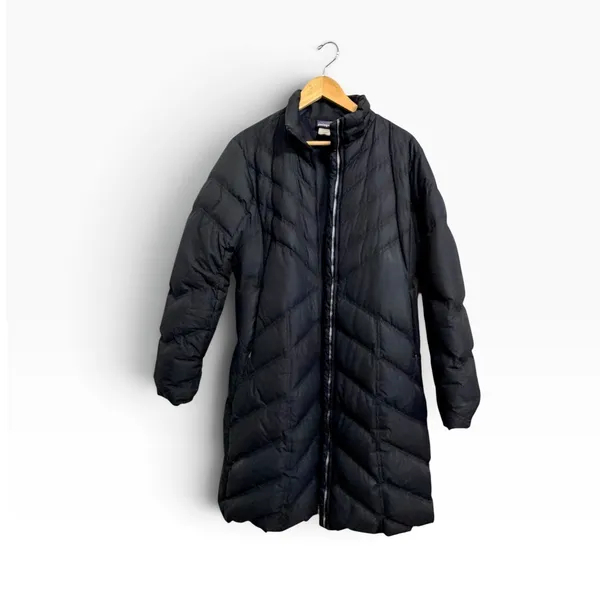 Patagonia Down with it parka Black jacket size L - Image 2