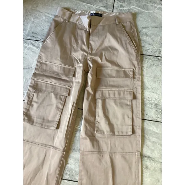 ZARA Wide Leg NWOT Cargo Pants Beige Satin Utility Pockets Women Size XS - Image 3