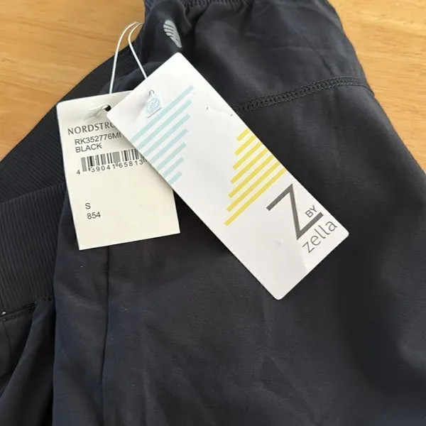 Z by Zella Athletic Shorts NWT - Image 3
