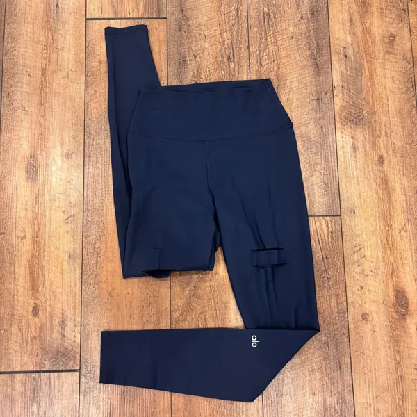 Alo Yoga Ripped Warrior Navy Blue Leggings Sz S High Waist Excellent Condition - Image 3