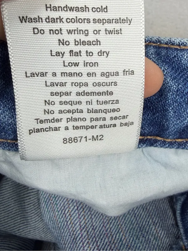 Judy Blue 90s Straight Jeans 3/26 High Rise Distressed Raw Hem Light Wash - Image 11