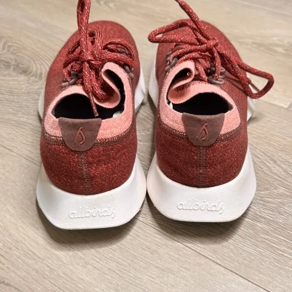 Allbirds Dasher Mizzle Wool Running Shoes Burgundy Womens Size 7‎ - Image 3
