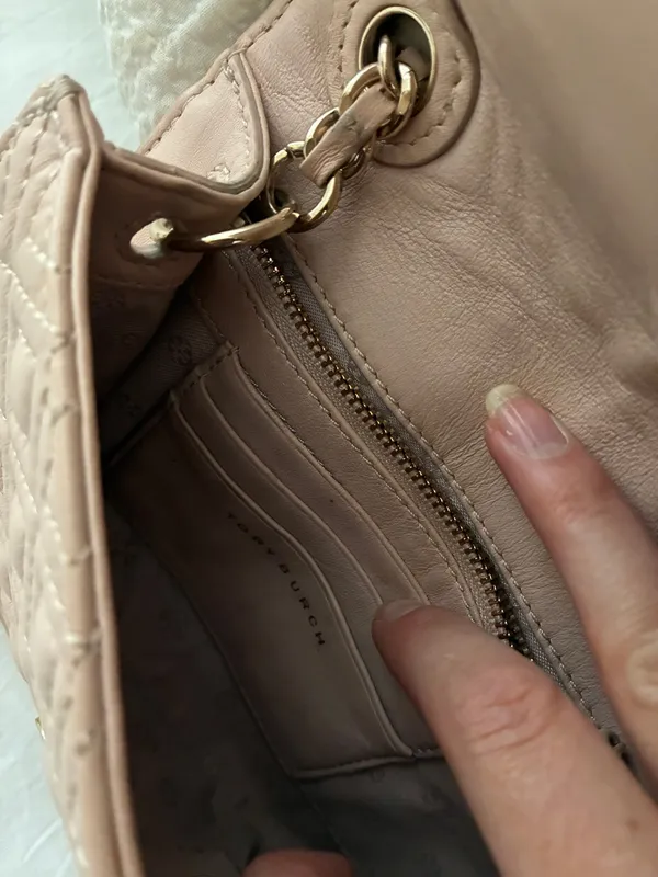 Tory Burch Purse Crossbody - Image 3