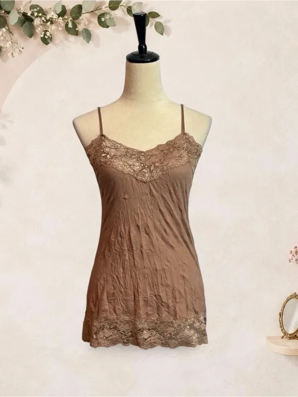 Vanity Essentials Brown Lace Longline Cami Top Size Medium - Image 2