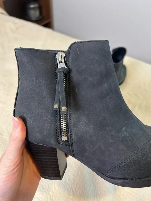 Topshop Black Suede Ankle Booties with Side Zip - Image 5