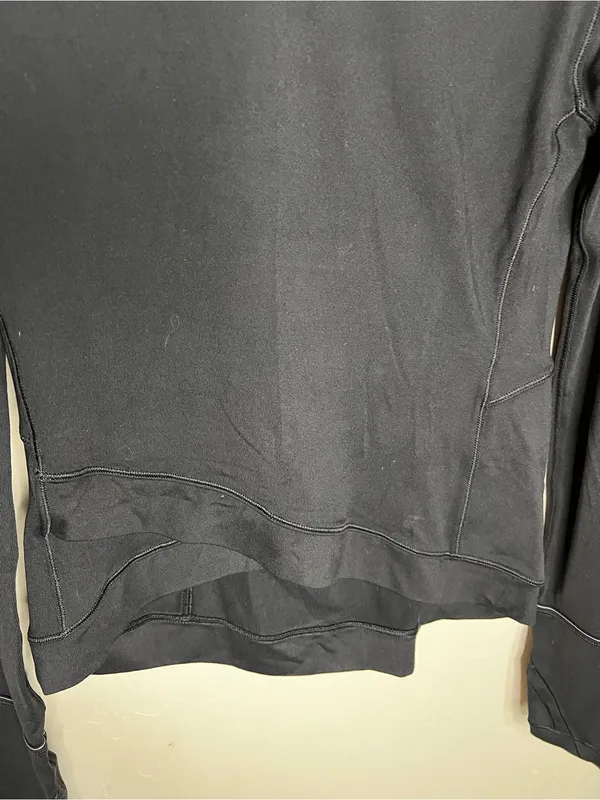 Lululemon Close To‎ Crossing Black Rulu Long Sleeve Athletic Top - Image 5
