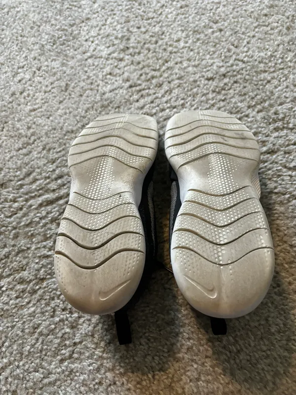 Nike Running Shoes - Image 3