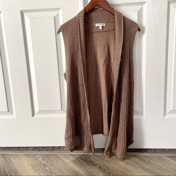 Croft & Barrow brown sweater vest - Image 4