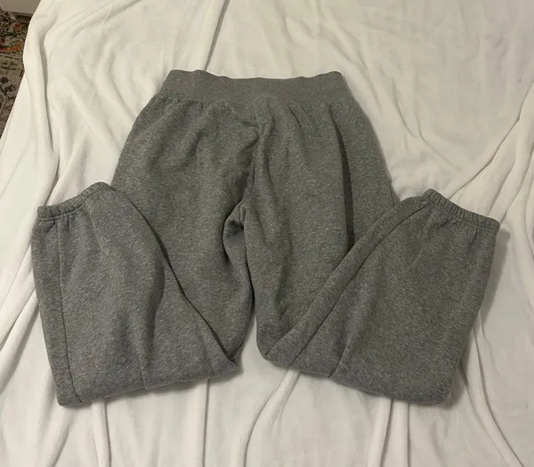 Nike Loose Fit Sweatpants - Image 3