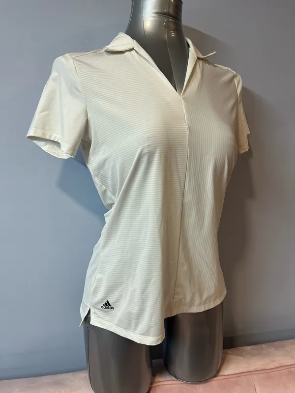 Adidas performance golf polo - very clean and classic - Image 4