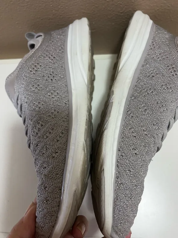 APL TechLoom Knit Sneaker in Gray Size 8.5 - Image 4