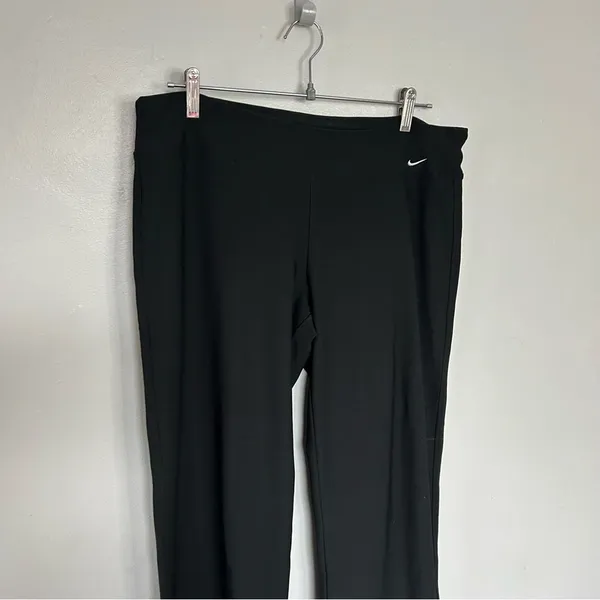 Nike Dri-FIT Black Athletic Pants Joggers Women’s Medium Stretch - Image 4