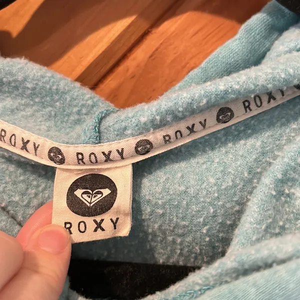 Roxy beachy sunset blue hooded sweatshirt - Image 3