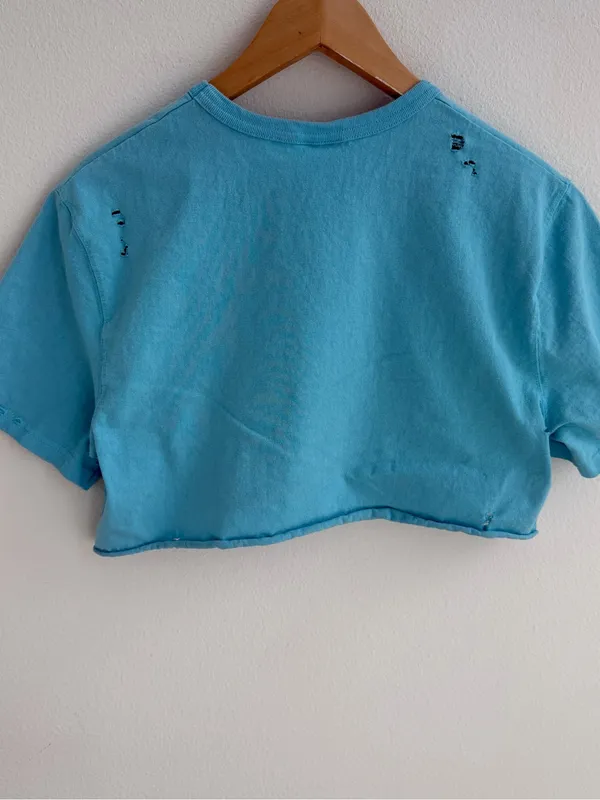 Champion cropped tee with paint splatter details - Image 8