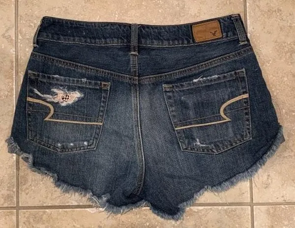 American Eagle Denim Shorts With Lace Pockets - Image 3