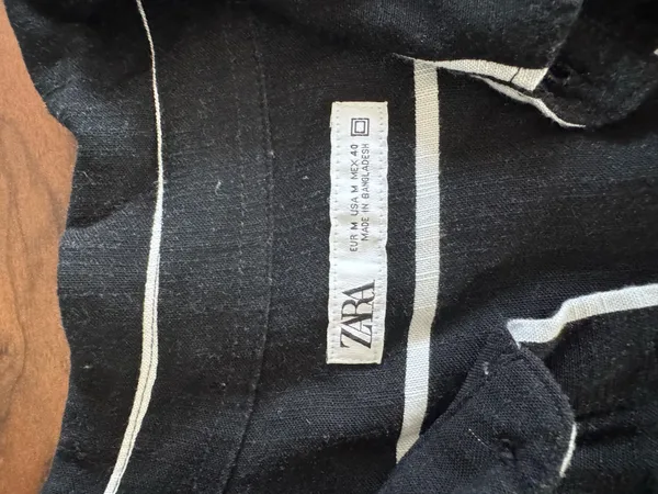 Zara men’s black and white striped button up  - Image 2