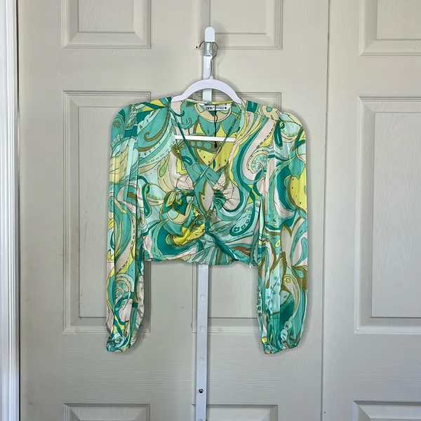 Zara Sea Green 70s Printed Retro Holly Crop Top - Image 2