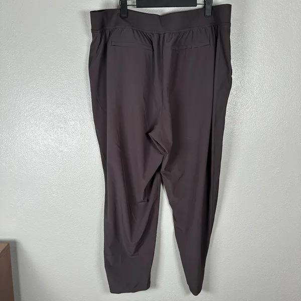 Athleta Brooklyn Mid Rise Ankle Pants Womens 18‎ Purple Rib Knit Side Panels Gym - Image 4