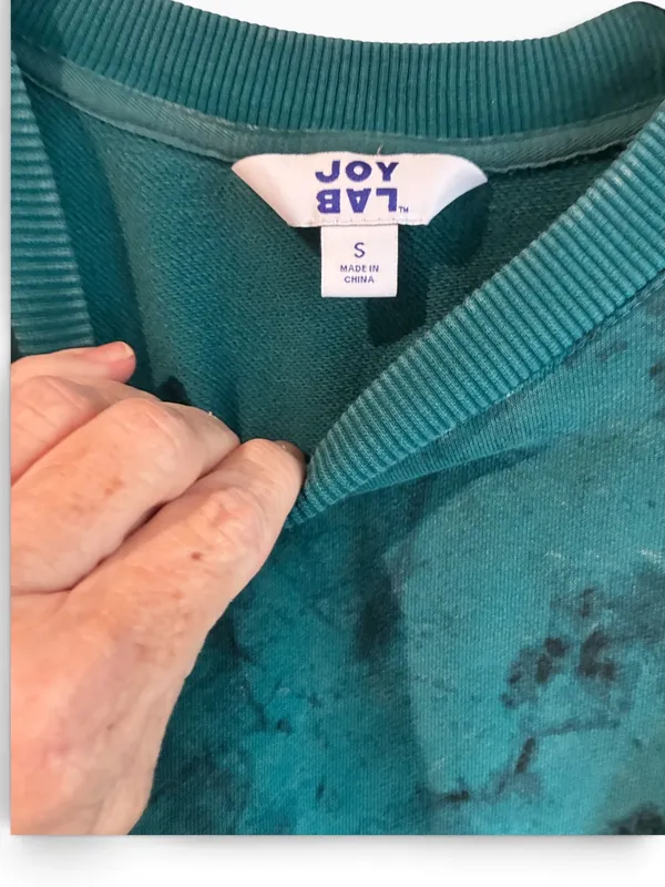 JoyLab Teal and Black Marble Tie-Dye Crewneck Sweatshirt - Image 4