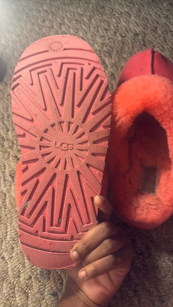 UGG Slippers Platform - Image 2