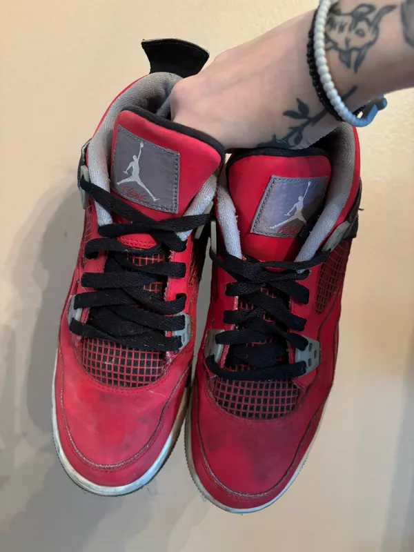 Air Jordan 4 Retro GS 'Toro Bravo' 2013 - Image 3