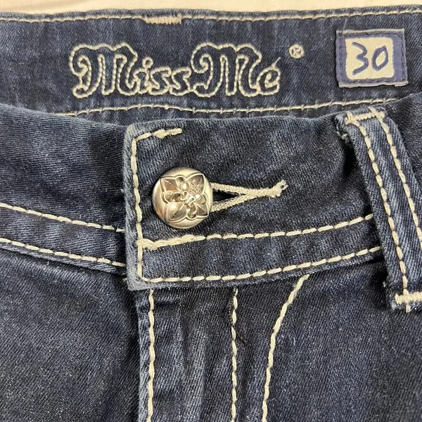 Miss Me Skinny Jeans Dark Wash Embellished Flap Pockets Thick Stitching Size 30 - Image 4
