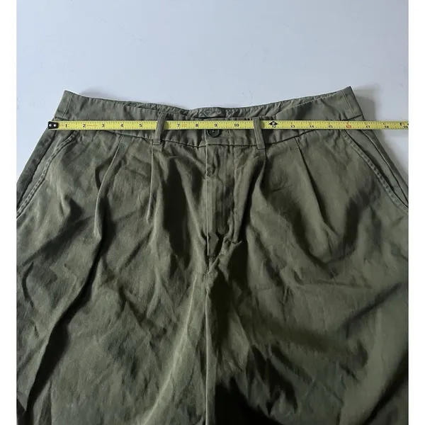 AYR Women’s Cotton High Rise Pleated Shorts Olive Size 12 - Image 7