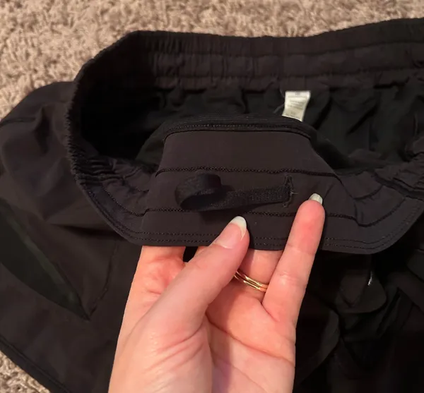 Lululemon ‼️ Hotty Hot Short II 2.5"‼️ - Image 6
