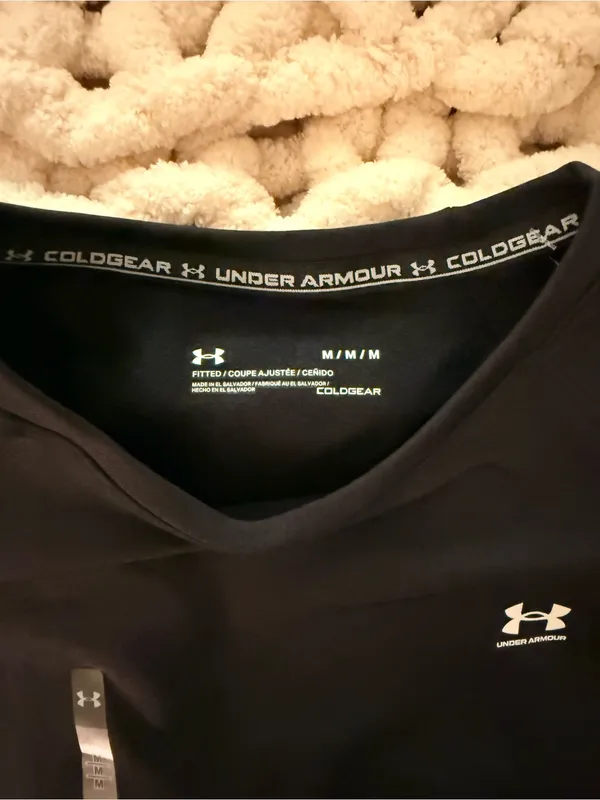 NWT Under Armour ColdGear Women's Long-Sleeve Training Tee — Charcoal Black - Image 5