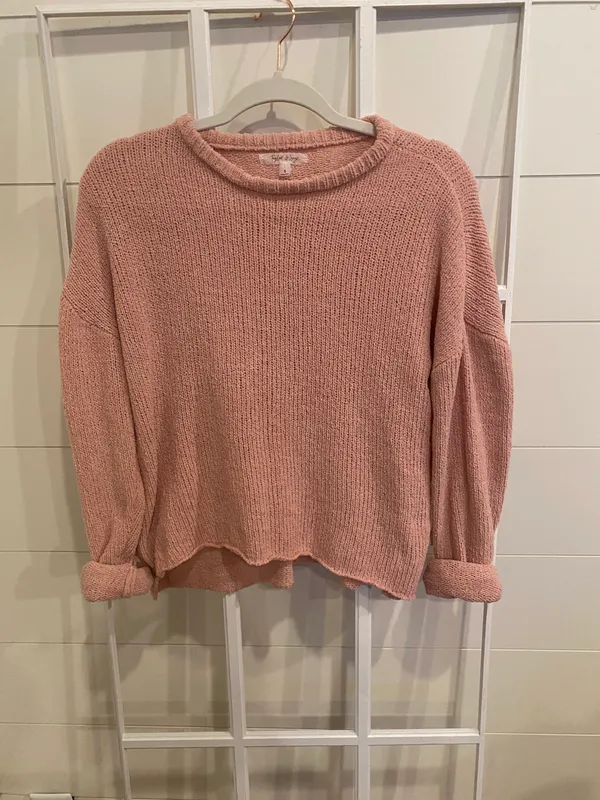 Taylor And Sage Pink Sweater - Image 6